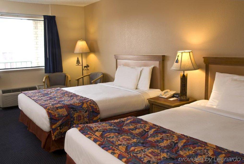 American Eagle Inn & Suites Branson Ruang foto