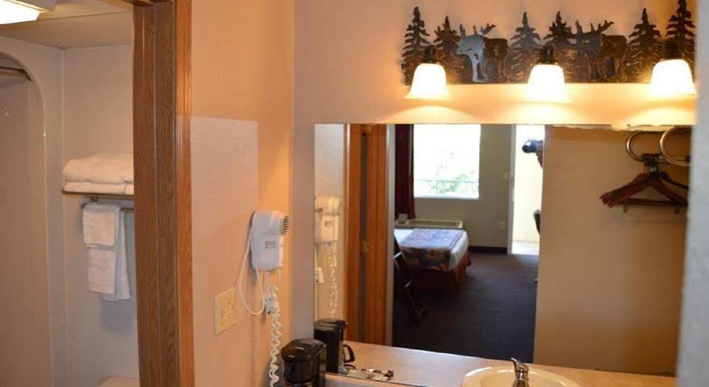 American Eagle Inn & Suites Branson Bagian luar foto